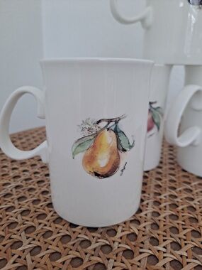 Jason fine bone china White Pear Apple Plum Peach fruit print Ceramic Mug set 4